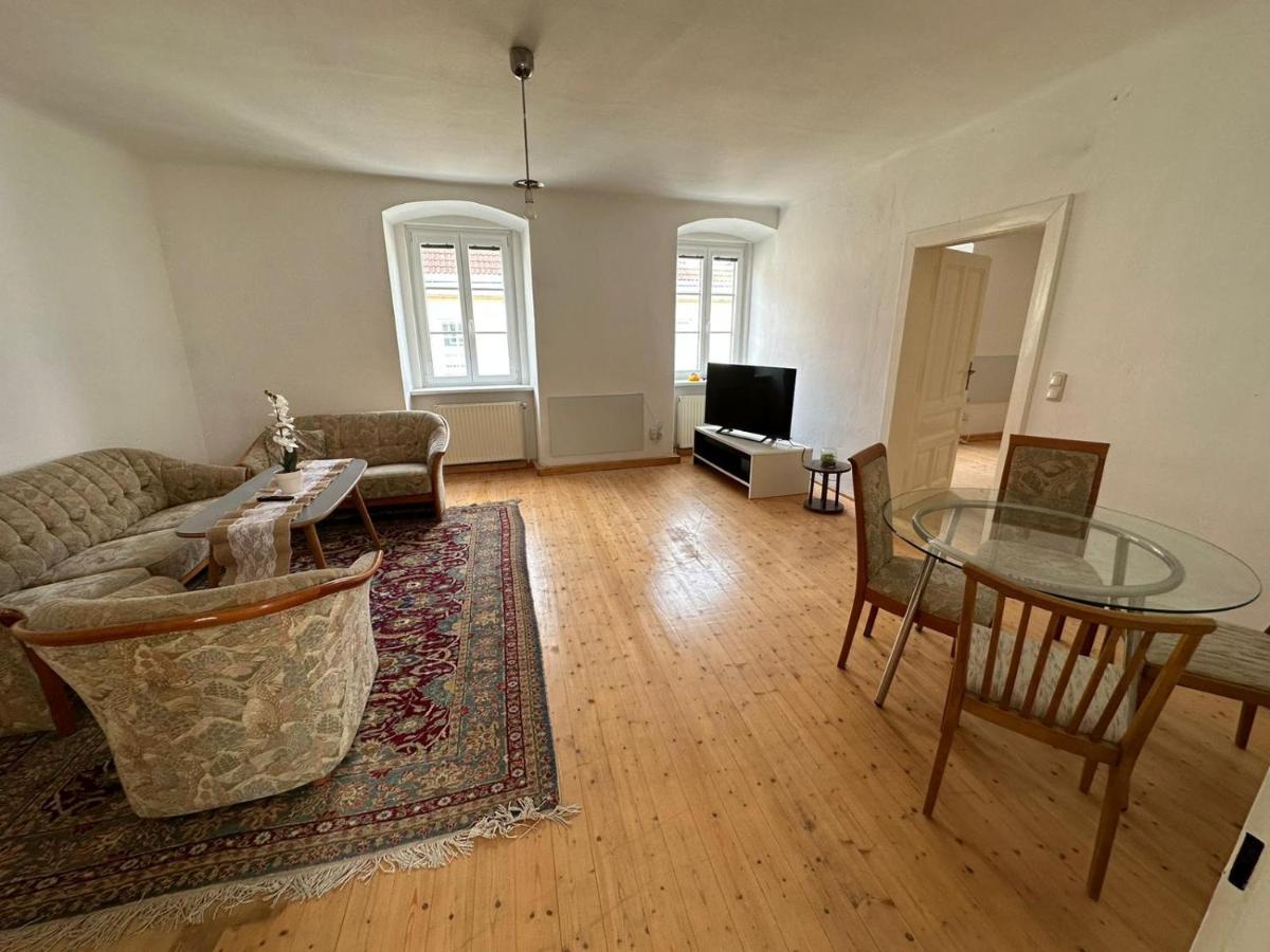 Central Plaza Family Apartment 2 Bedroom Bruckneudorf Exteriör bild